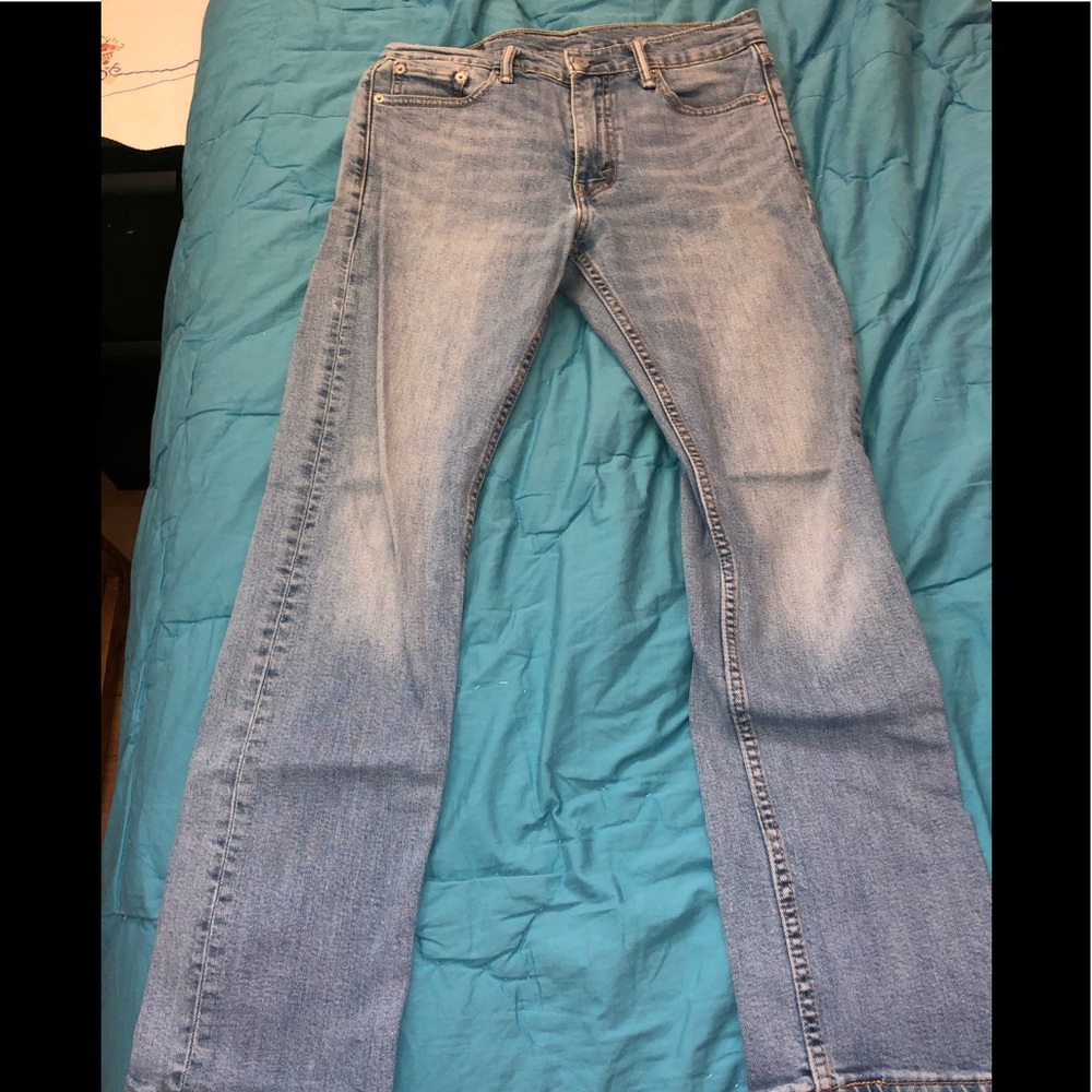 W29L30 Levi's boot cut light blue